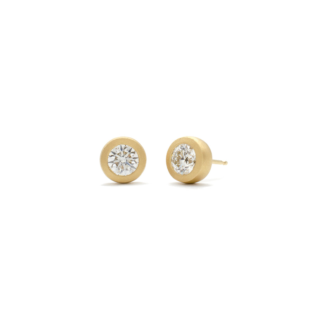 Mod 1ctw Diamond Bezel Studs Yellow