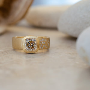 Bezel Galaxy Ring